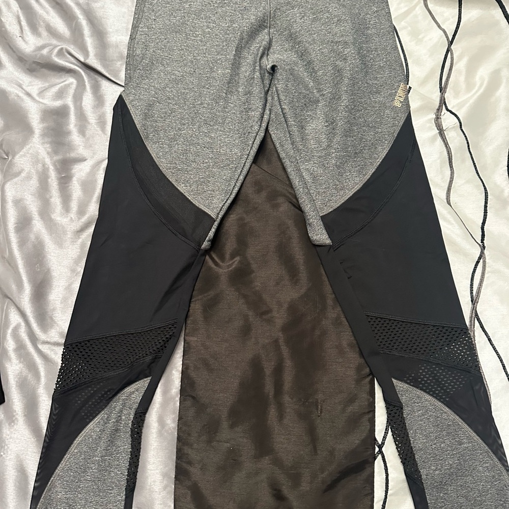 Victoria Secret PINK Leggings with mesh on legs